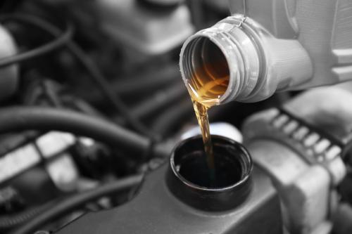 Jak rozumieć oznaczenia na olejach samochodowych?