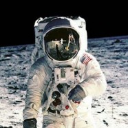 Czy Apollo 11 lądował na Księżycu?