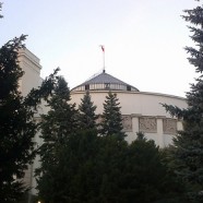 Poprawki budżetu: więcej pieniędzy m.in. na Fundusz Kościelny