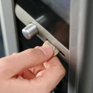 Coraz chętniej sięgamy po żywność z automatów